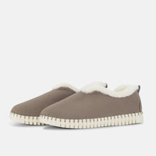 Load image into Gallery viewer, ILSE JACOBSEN Tulip Slippers (3050)