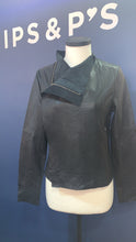 Load image into Gallery viewer, CIGNO NERO Sansa Leather Jacket